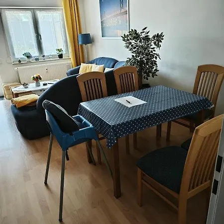 Leineblick Apartment *